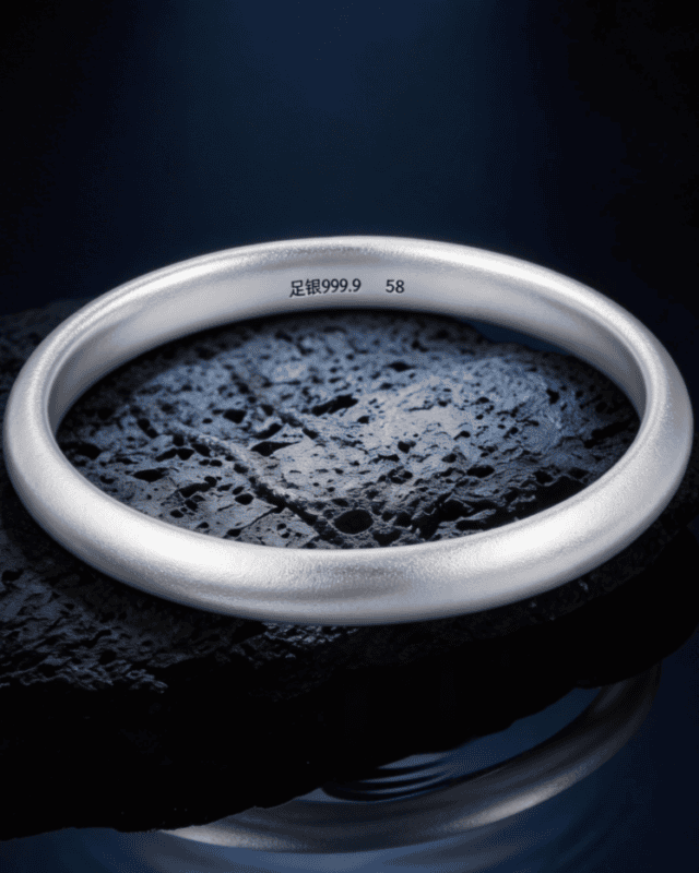 Plain Silver Bangle