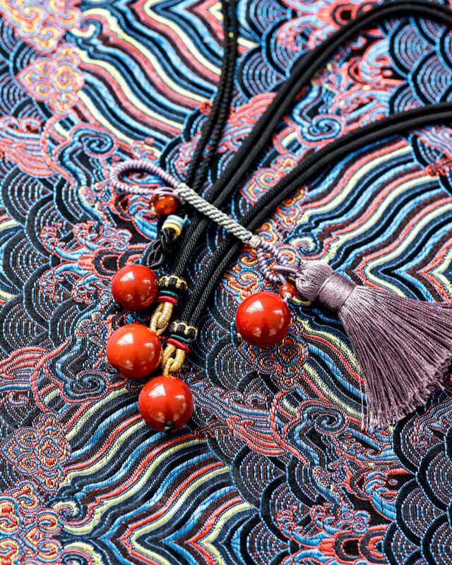 Lacquer Beads