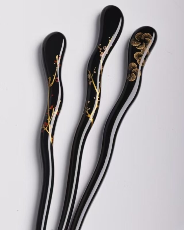 Lacquer Hairpin
