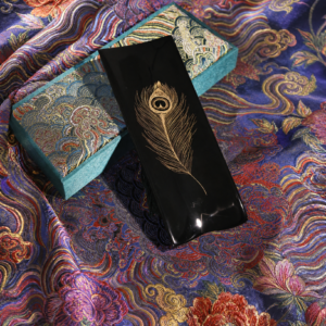 Gold-engraved Lacquer Tea Scoop