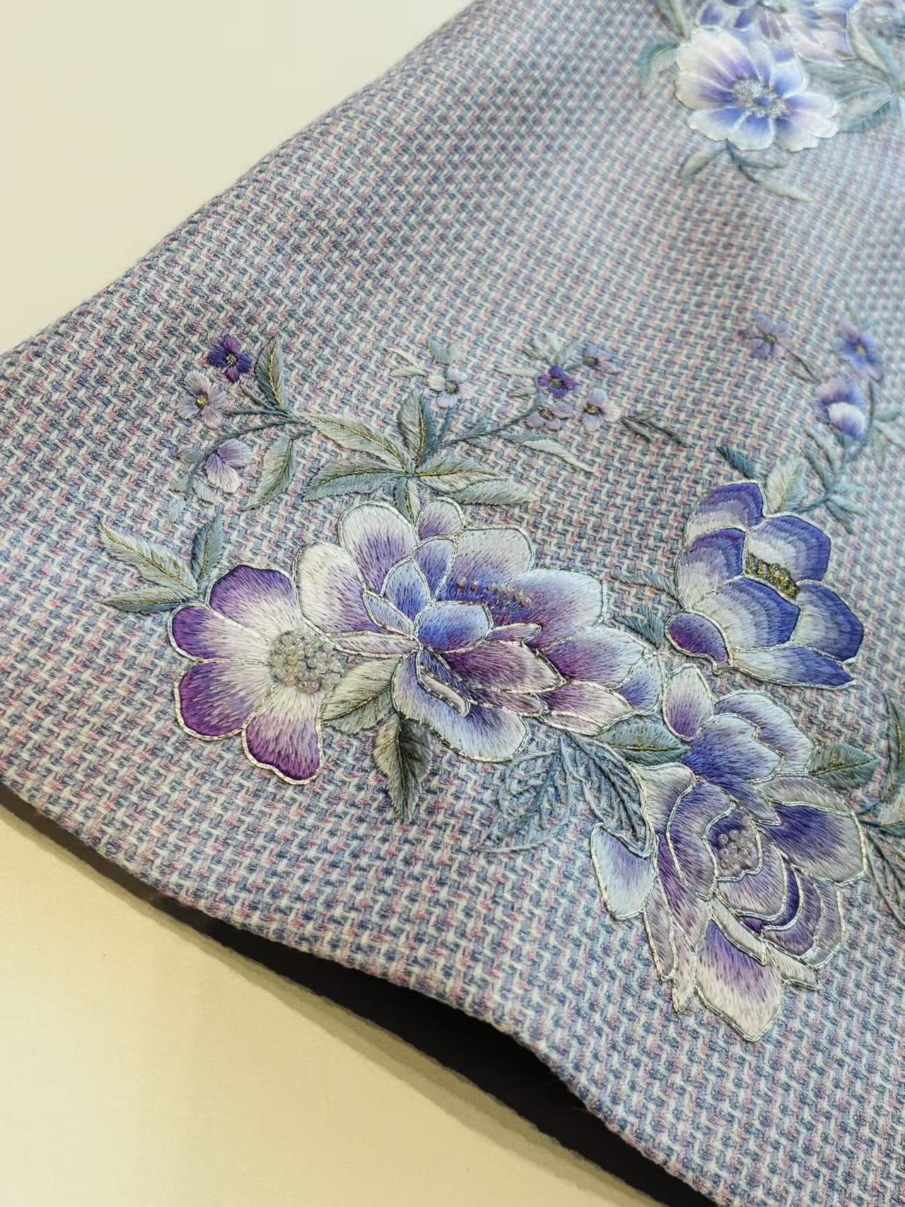 Huajian Xu Su Embroidery Vest - Image 4