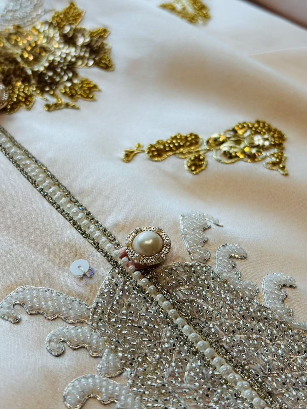 Jianglan Dream Su Embroidery Top - Image 4