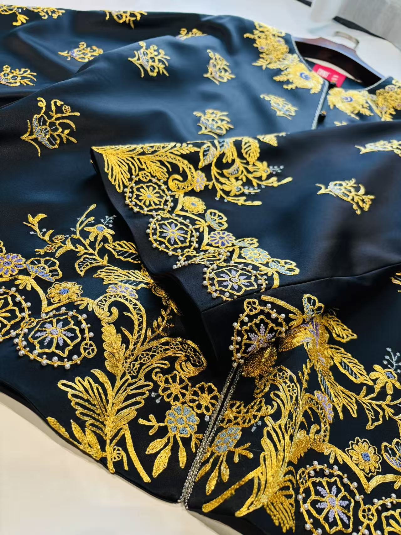 Gilded Gold Su Embroidery Robe - Image 6